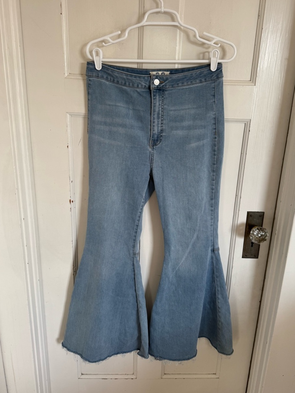 Free People Just Float On high rise flare jeans size 30 - Picture 2 of 8
